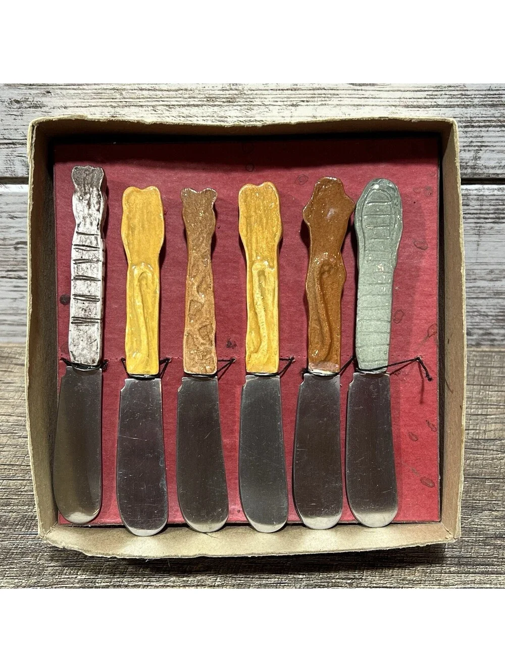 Vintage Boston Warehouse Butter Spreader Cheese Knife 6 Pc. Set Zoo Animals